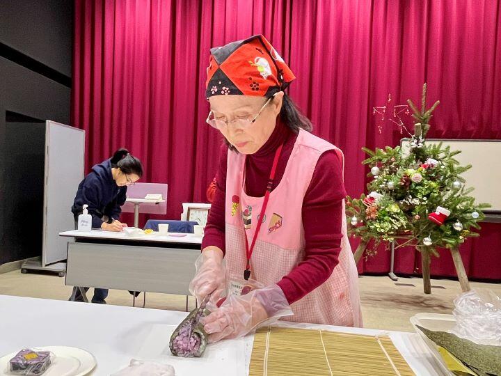 飾り寿司実演.jpg