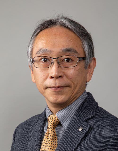 菅野写真small.jpg